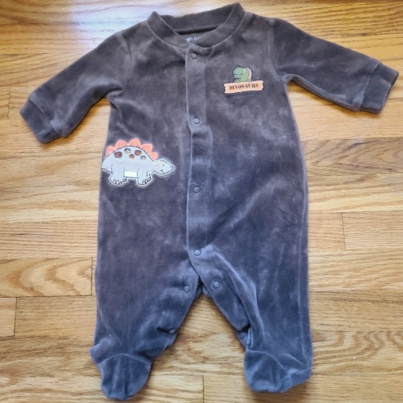 10 for $16 - Love'N Cuddles 1M/10 lbs Velvet Snap Footed Dinosaur Sleeper - Picture 1 of 5